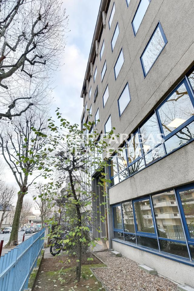 Bureau Cachan 209m² Location bureau Cachan Val-de-Marne OLBUR2104360 2